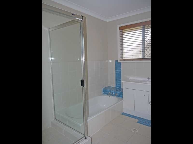 11 Denawen Street, Palm Beach QLD 4221