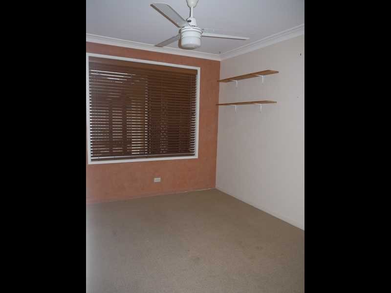 11 Denawen Street, Palm Beach QLD 4221