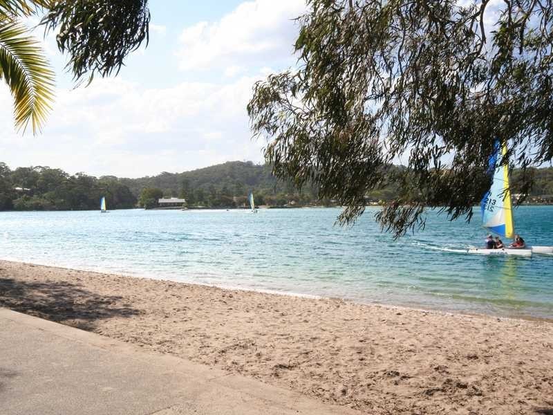 4/49 Tallebudgera Drive, Palm Beach QLD 4221