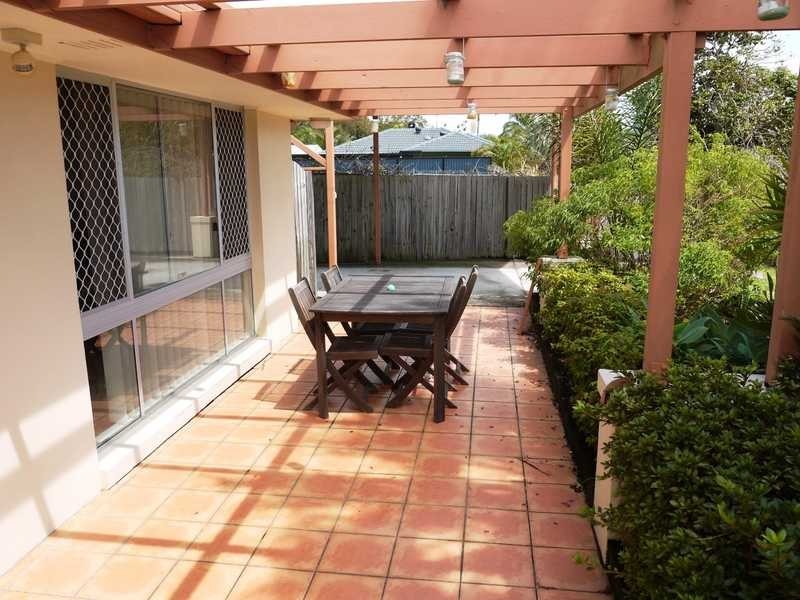 52 Japonica Drive, Palm Beach QLD 4221