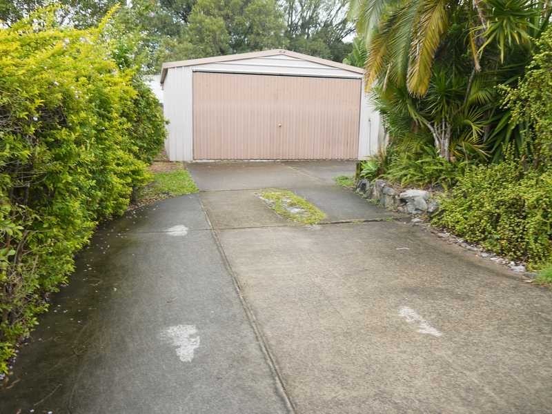 52 Japonica Drive, Palm Beach QLD 4221