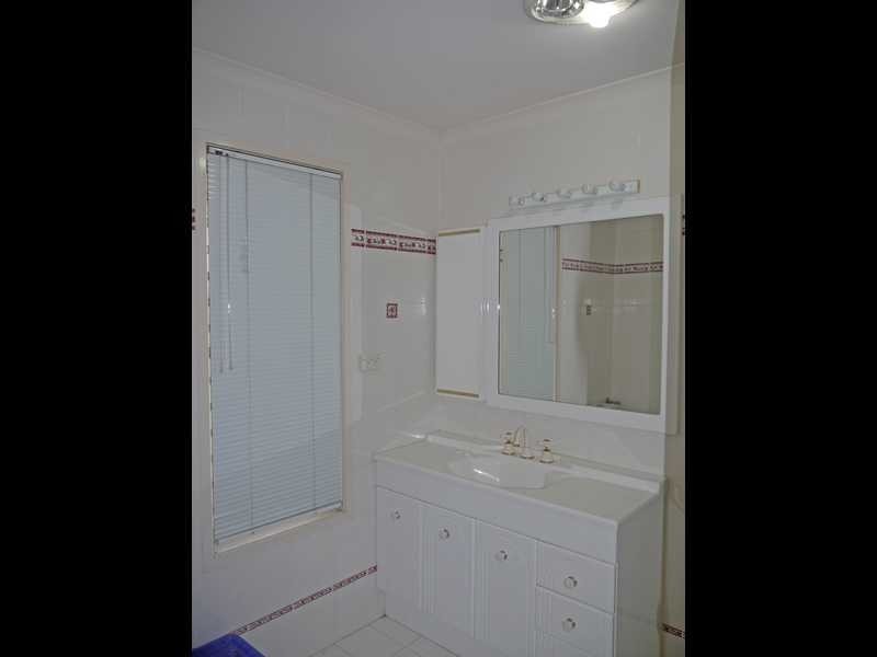 52 Japonica Drive, Palm Beach QLD 4221