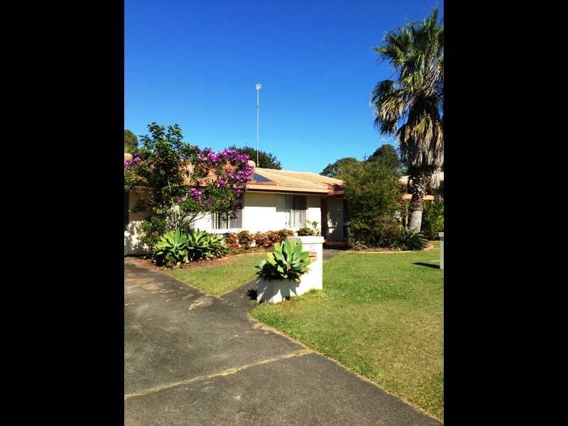 52 Japonica Drive, Palm Beach QLD 4221