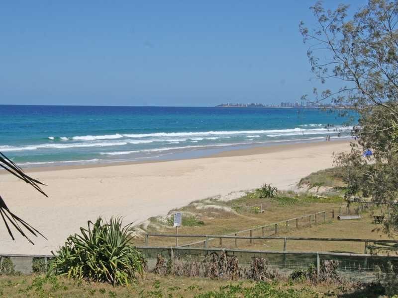 Unit 201/1 Twenty First Avenue, Palm Beach QLD 4221