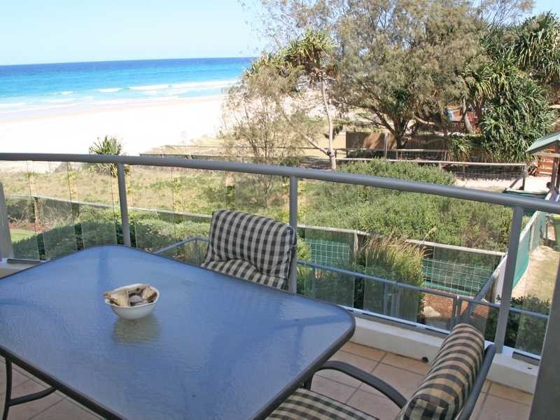 Unit 201/1 Twenty First Avenue, Palm Beach QLD 4221