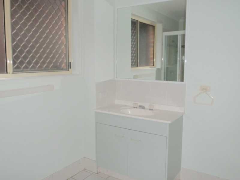 Unit 20/2 Simpsons Road, Currumbin Waters QLD 4223