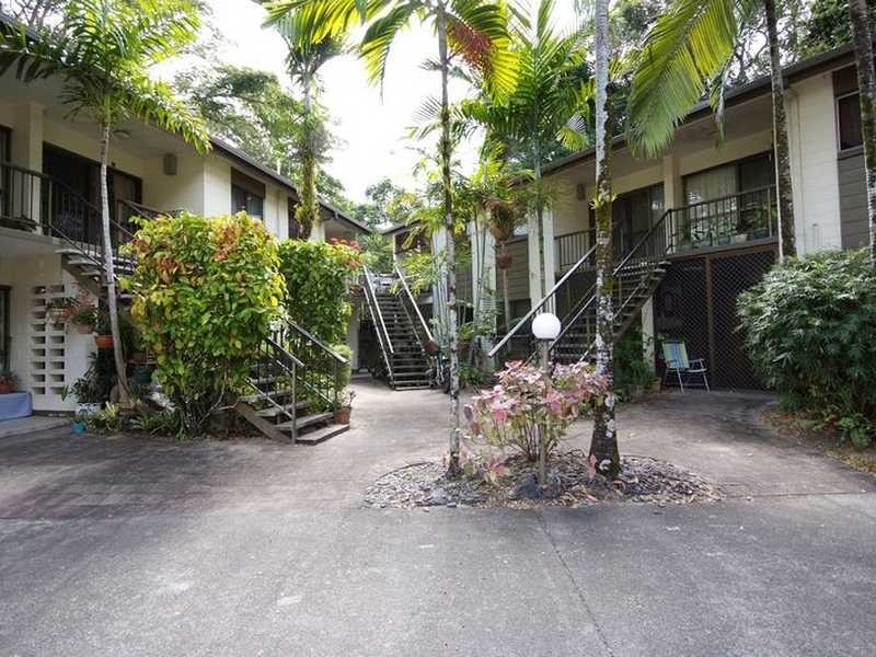 3/5 McPherson Street, Edge Hill QLD 4870