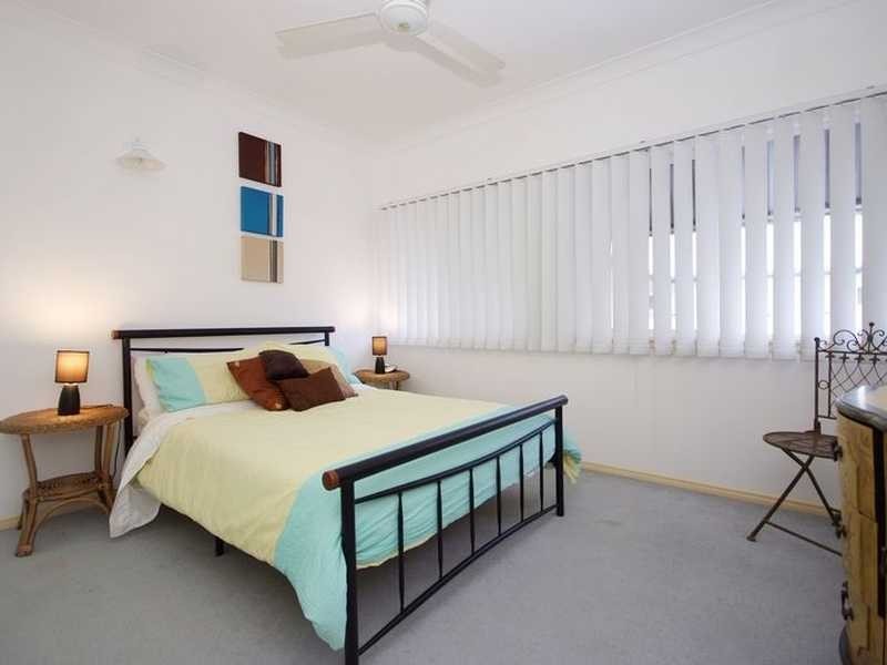 4/17 Digger Street, Cairns North QLD 4870