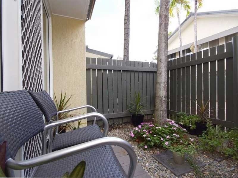 4/17 Digger Street, Cairns North QLD 4870