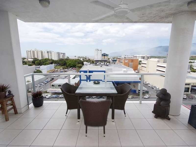 906/125 Grafton Street, Cairns City QLD 4870