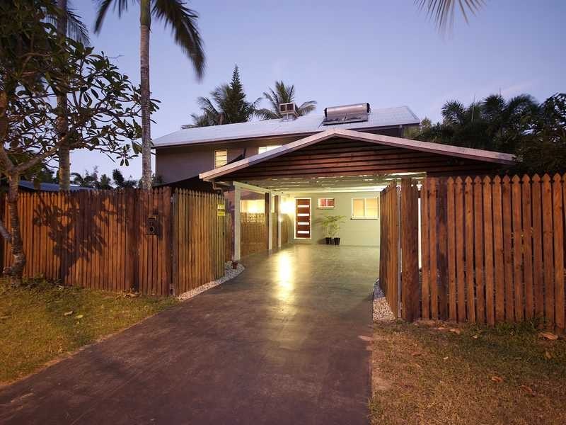 72 Wistaria Street, Holloways Beach QLD 4878
