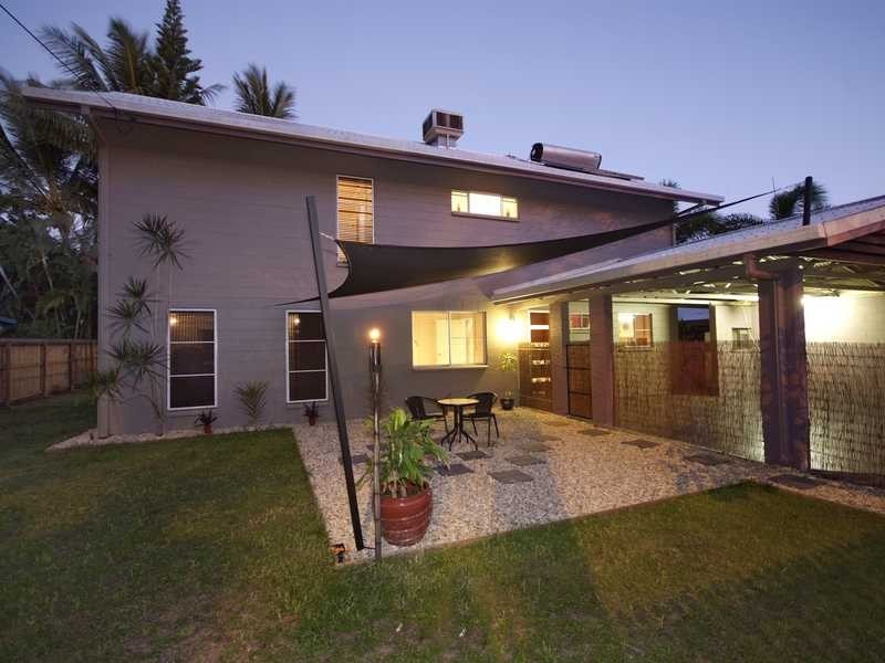 72 Wistaria Street, Holloways Beach QLD 4878