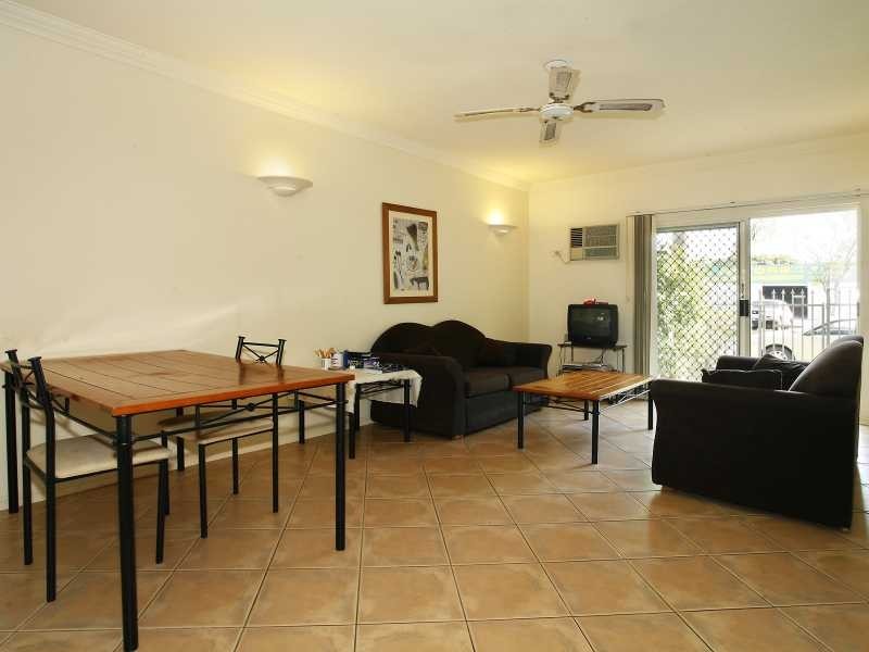 3/189 Spence Street, Bungalow QLD 4870