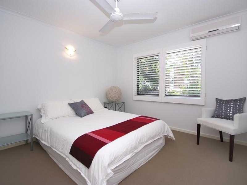41 Hadrian Avenue, Mooroobool QLD 4870