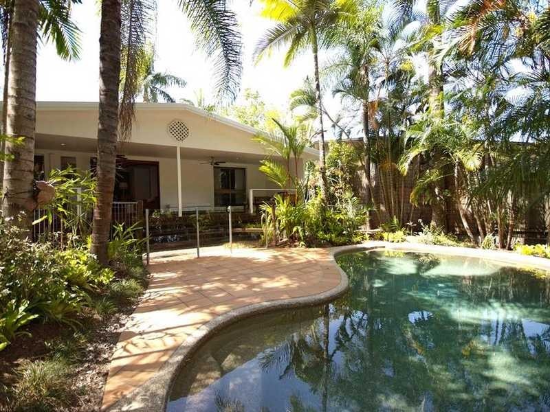 41 Hadrian Avenue, Mooroobool QLD 4870