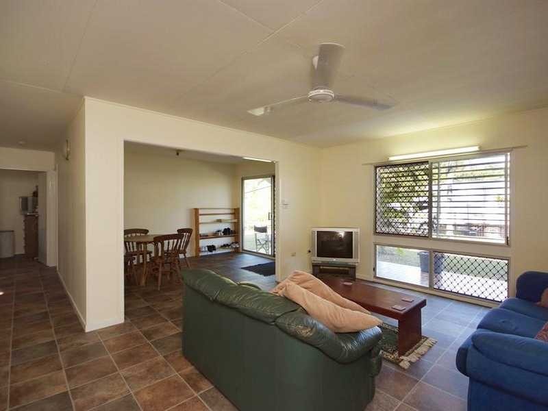 5 Izatt Close, Edge Hill QLD 4870