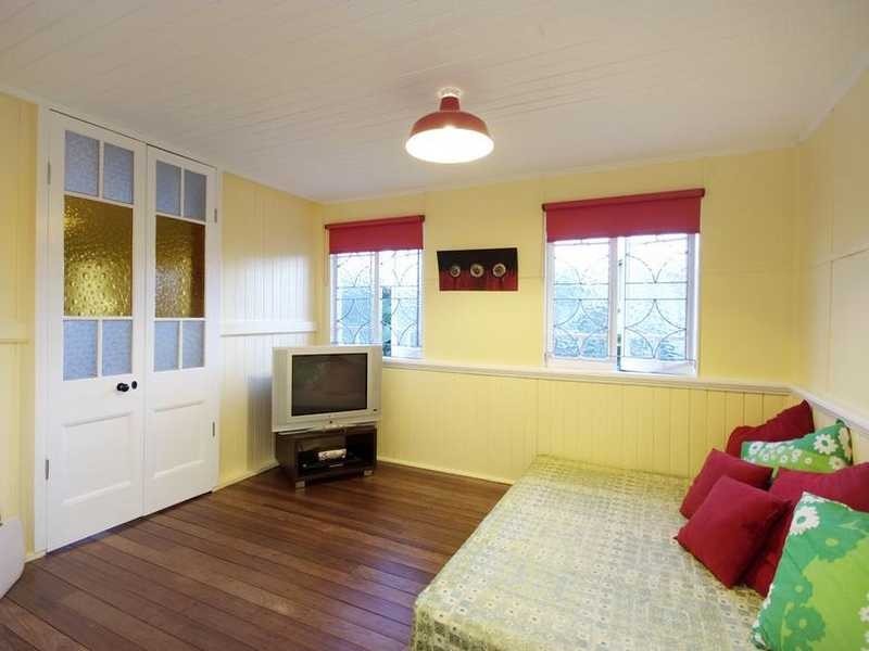 20 Morehead Street, Bungalow QLD 4870