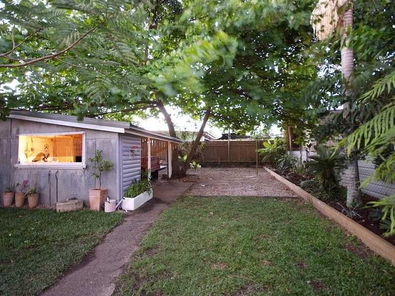 20 Morehead Street, Bungalow QLD 4870
