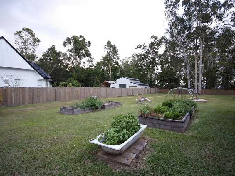 63 Fretwell Road, White Rock QLD 4868