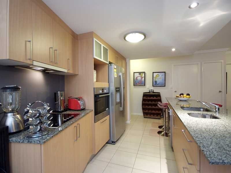 2/242 Grafton Street, Cairns City QLD 4870