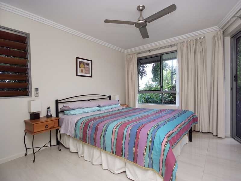 1/242 Grafton Street, Cairns North QLD 4870
