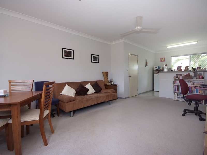 7/8 Springfield Crescent, Cairns QLD 4870