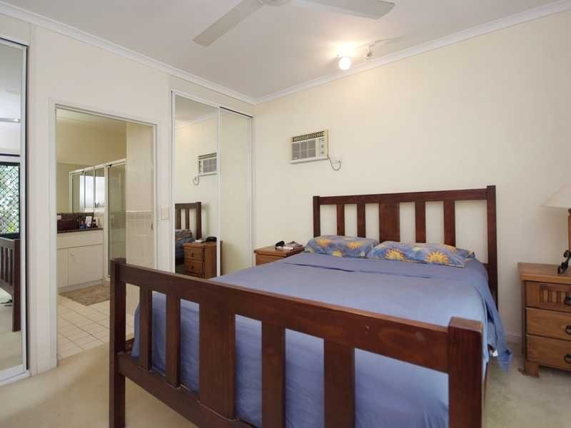 8/353 Severin Street, Cairns QLD 4870