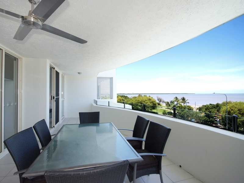 22/155 Esplanade, Cairns City QLD 4870