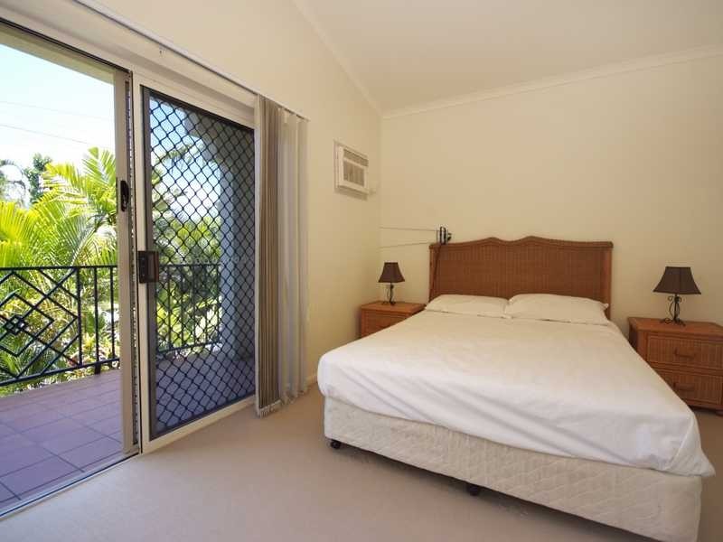 Apartment/2/10 Digger Street, Cairns North QLD 4870