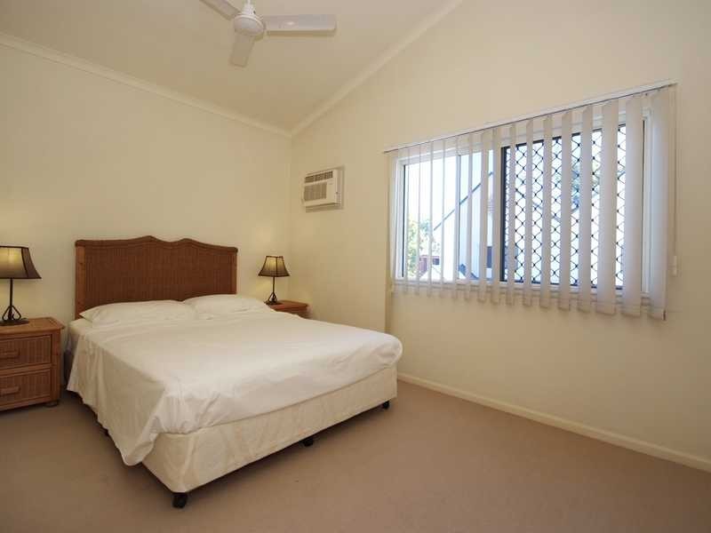 Apartment/2/10 Digger Street, Cairns North QLD 4870