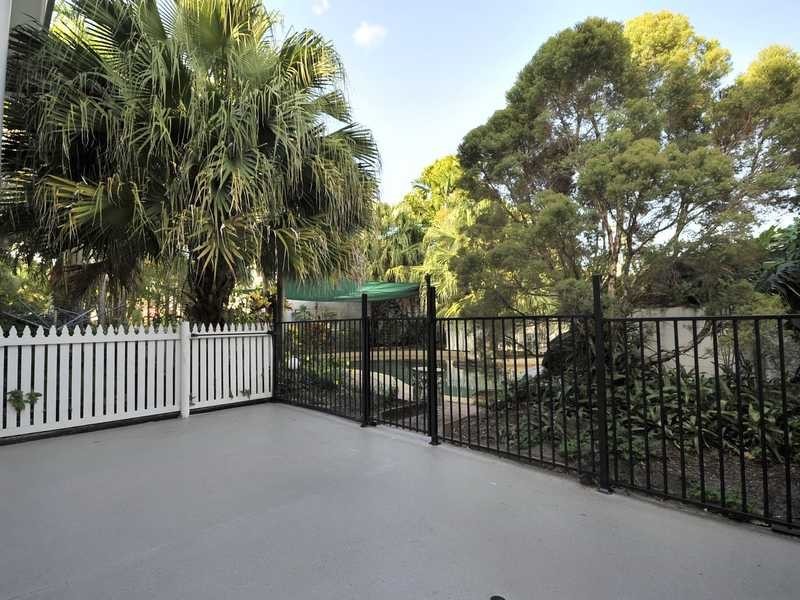 12/8 Rose Street, Cairns QLD 4870