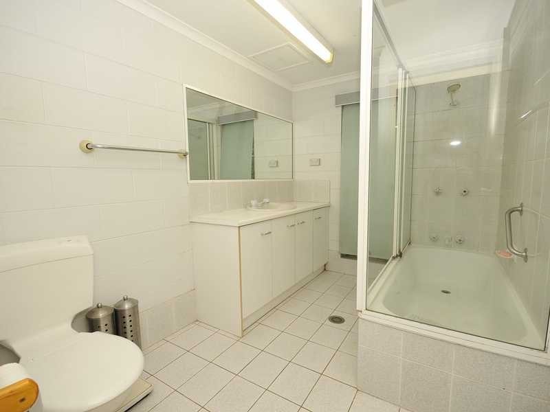 12/8 Rose Street, Cairns QLD 4870