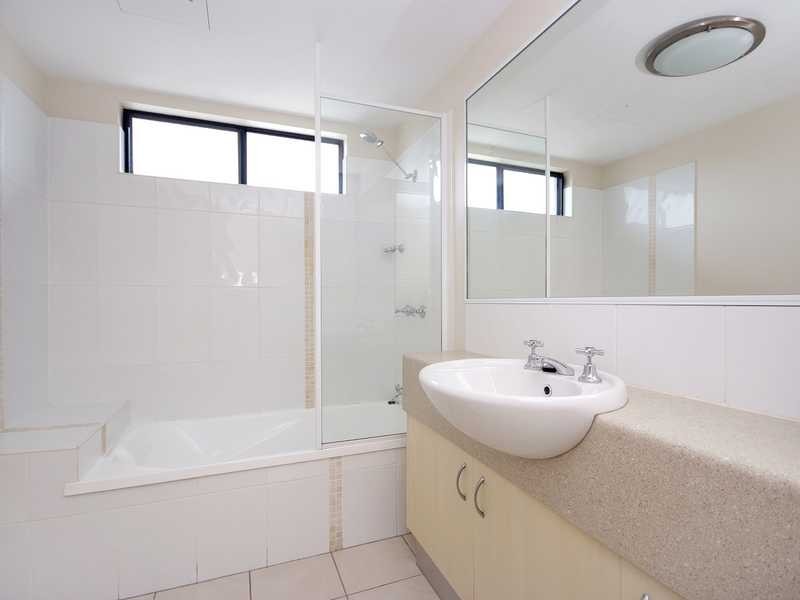 423-427 Draper Street, Cairns QLD 4870