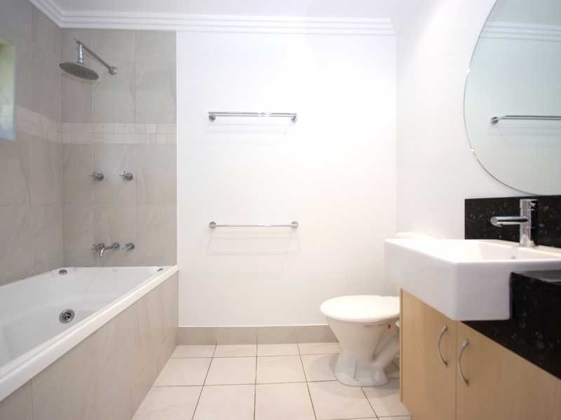 4 Tapini Close, Trinity Beach QLD 4879