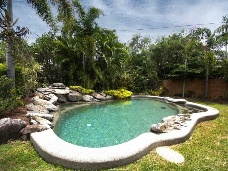 4 Tapini Close, Trinity Beach QLD 4879