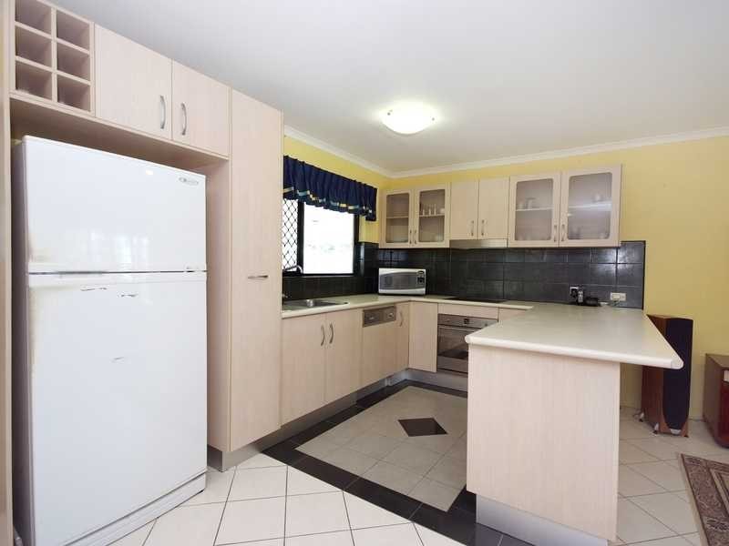 4 Tapini Close, Trinity Beach QLD 4879