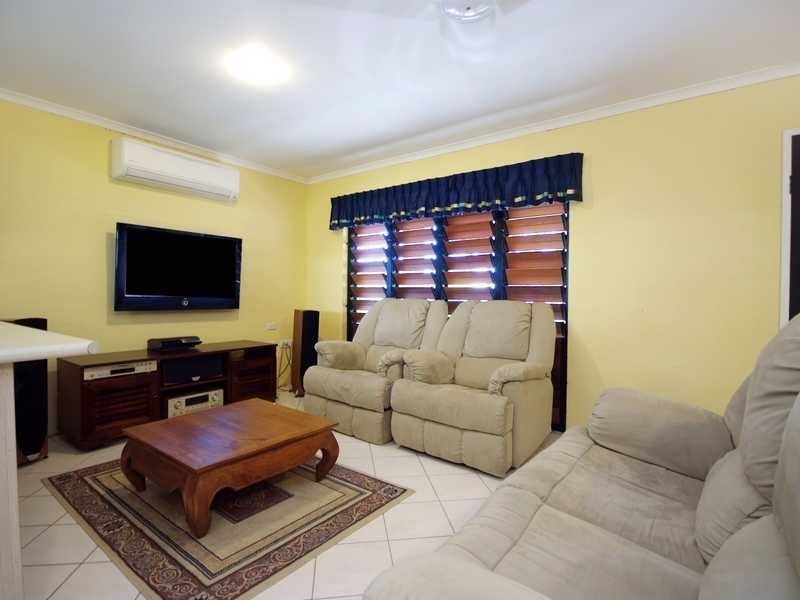 4 Tapini Close, Trinity Beach QLD 4879
