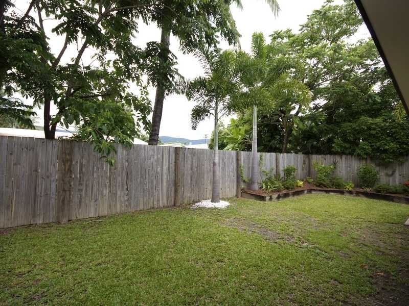 4 Tapini Close, Trinity Beach QLD 4879
