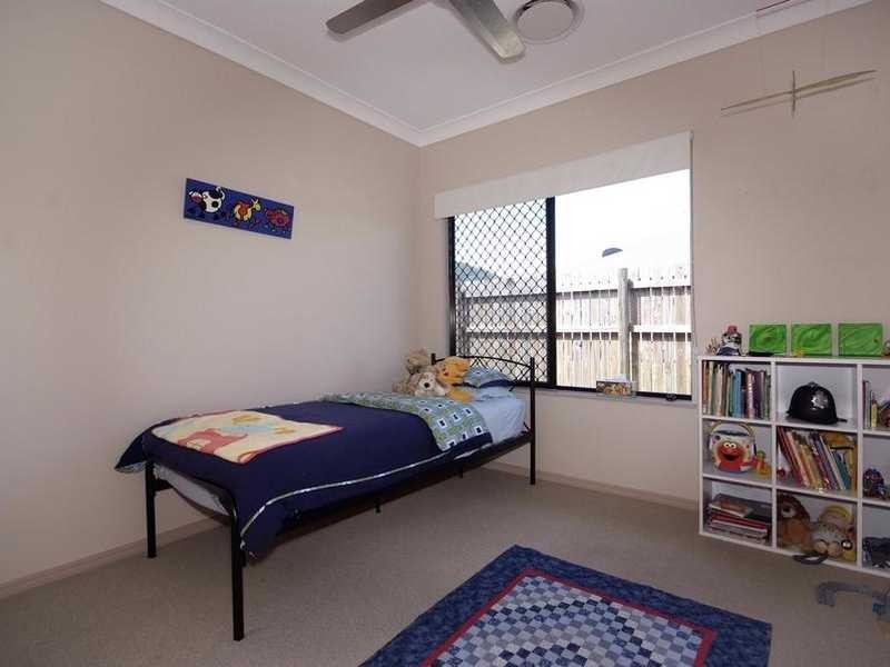 3 Roderick Street, Bentley Park QLD 4869