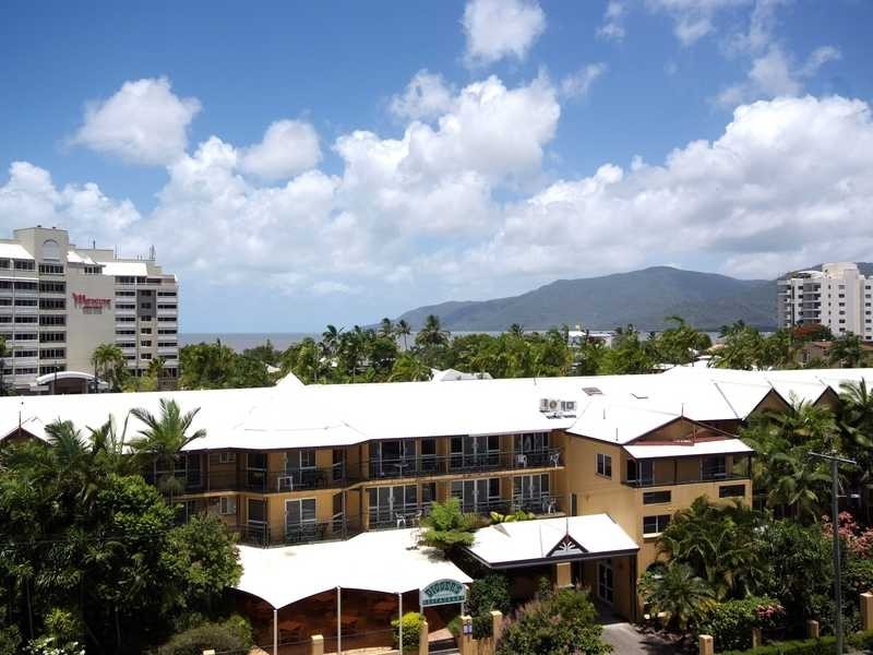 13/21 Digger Street, Cairns North QLD 4870