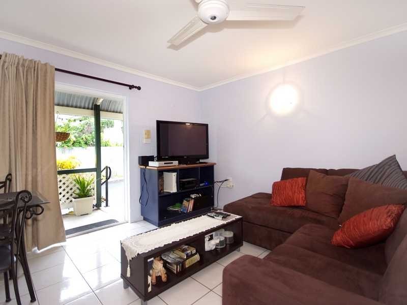 4/36 Old Smithfield Road, Freshwater QLD 4870