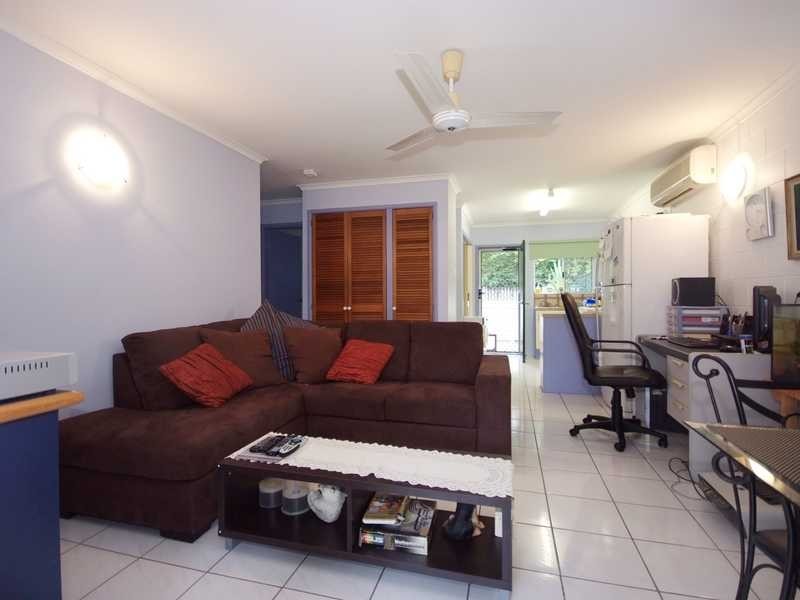 4/36 Old Smithfield Road, Freshwater QLD 4870