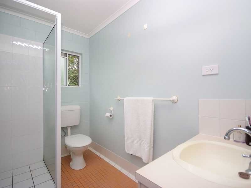 4/36 Old Smithfield Road, Freshwater QLD 4870