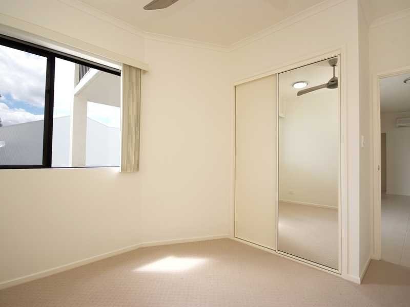 9 / 15-17 Minnie Street, Cairns QLD 4870