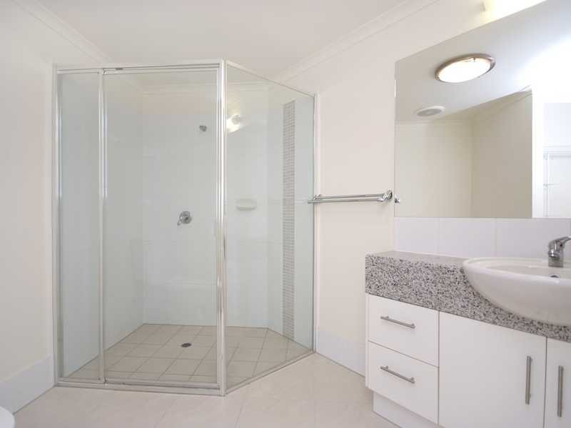 9 / 15-17 Minnie Street, Cairns QLD 4870