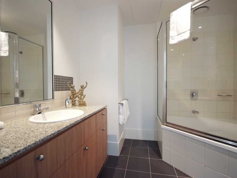 1002/99 Esplanade, Cairns City QLD 4870