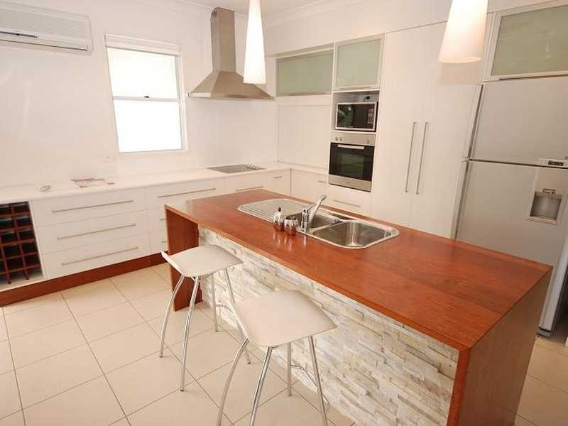 6 Davidson Close, Redlynch QLD 4870