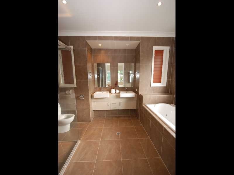 6 Davidson Close, Redlynch QLD 4870