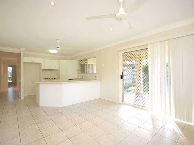 14 Messina Close, Kanimbla QLD 4870