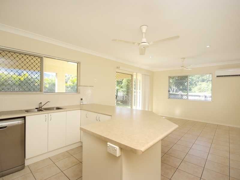 14 Messina Close, Kanimbla QLD 4870